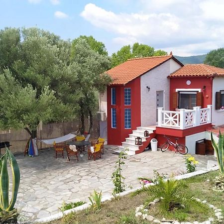 Vanna'S Holiday House Ierissos Exterior photo