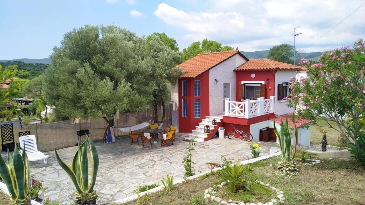 Vanna'S Holiday House Ierissos Exterior photo